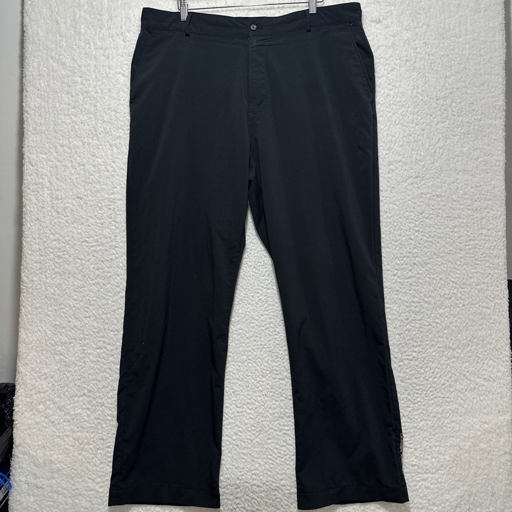 Under‎ Armour Men's Straight Fit Pants Black Size 40 Embroidered Logo Hem